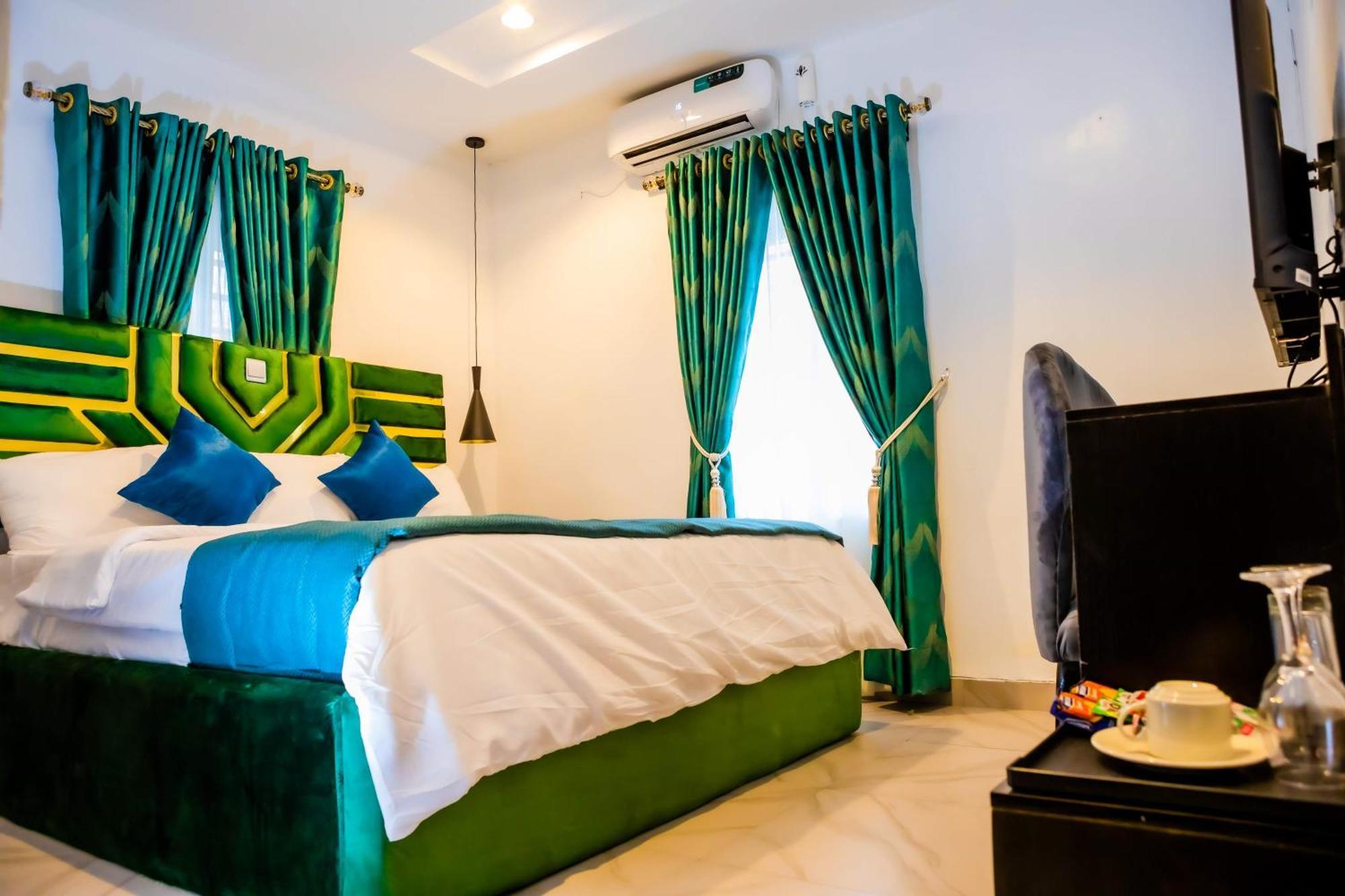 El Elyon Hotel And Suites Lagos Exterior foto